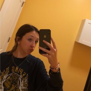 Meet your Posher, Lily